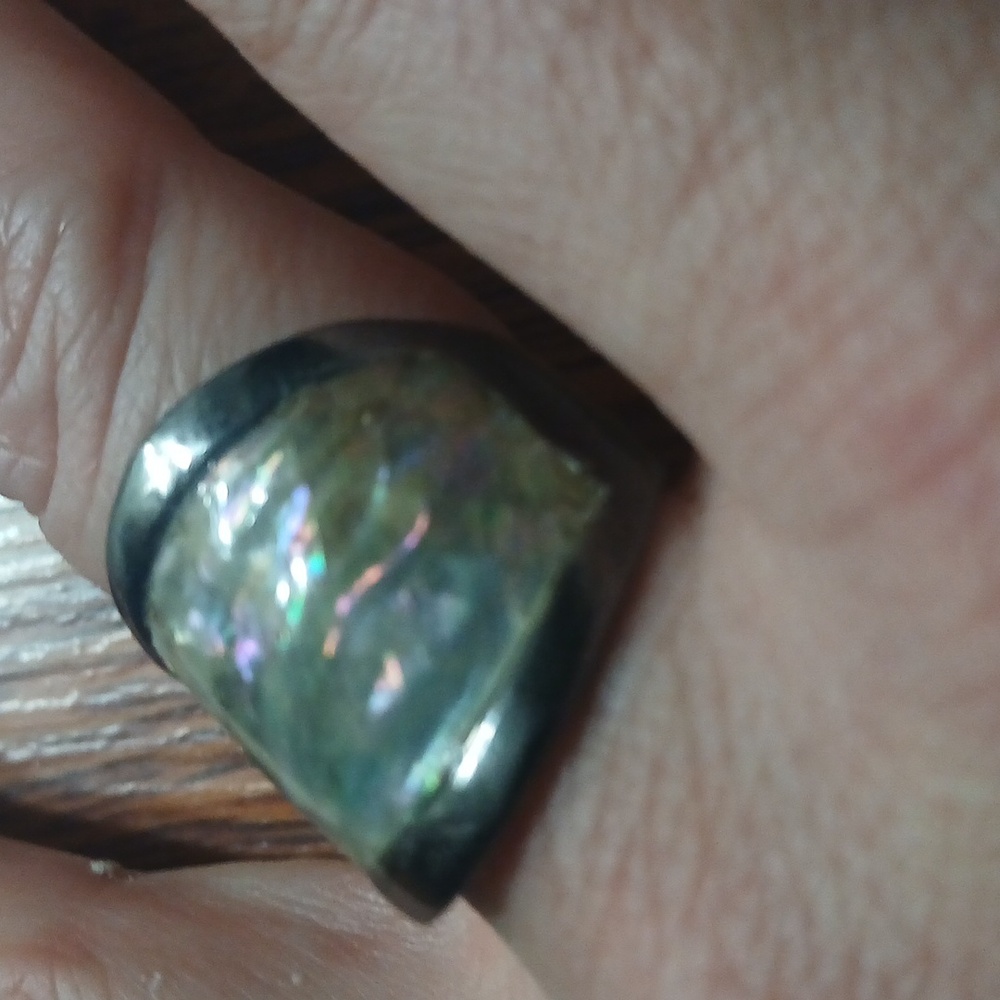 Ring - Picture 2 of 8